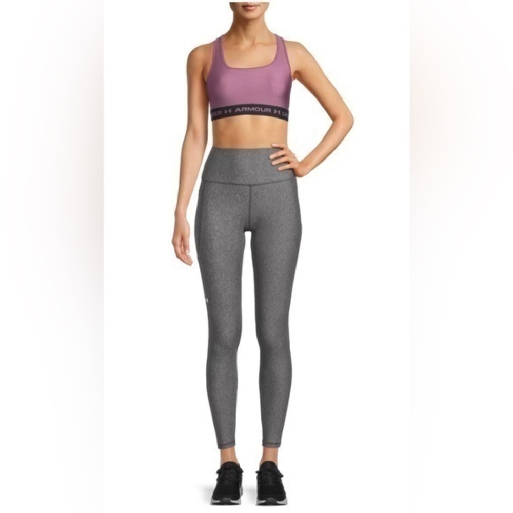 Under Armour gray full length heat gear athletic leggings size medium